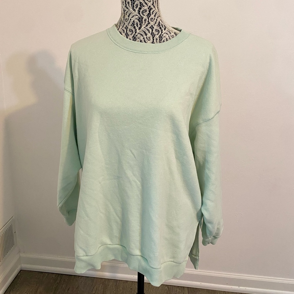 AE legging fit crew neck sweatshirt